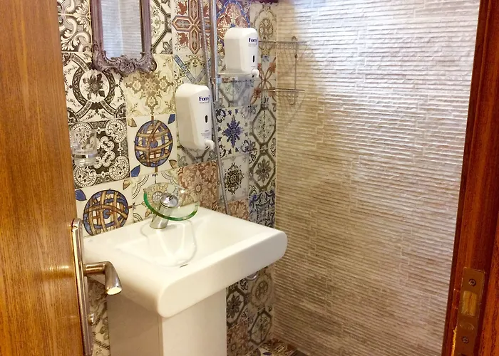 Hotel Stone House 3*