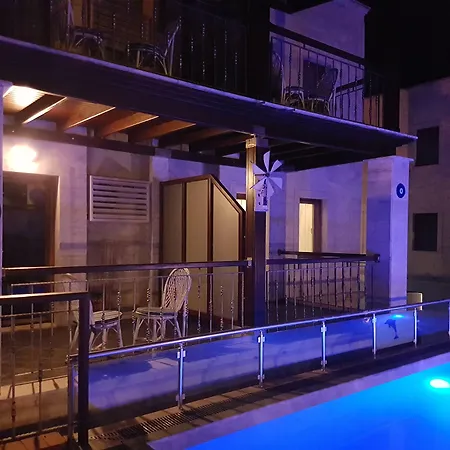 Stone House Hotel