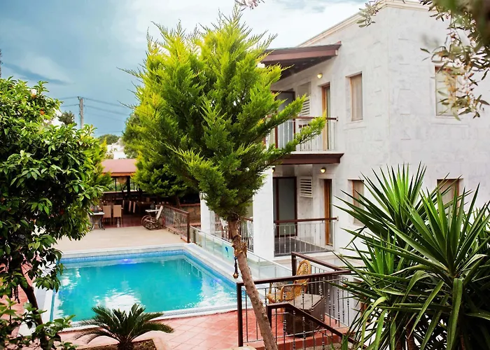Hotel Stone House