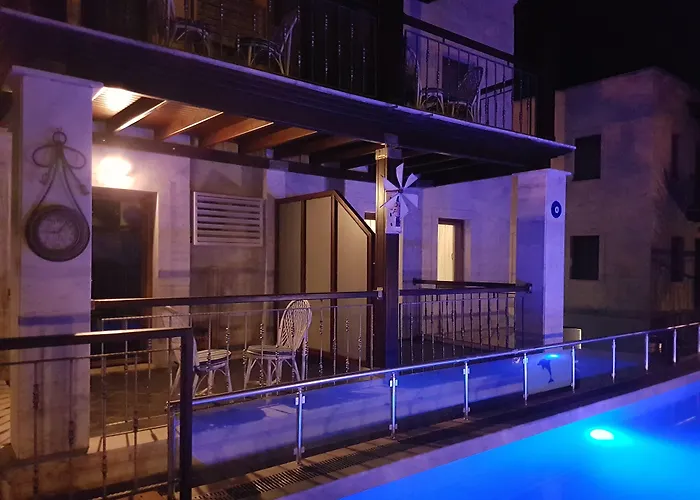 Stone House Hotel