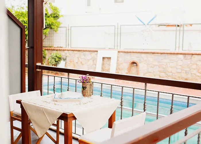 Hotel Stone House