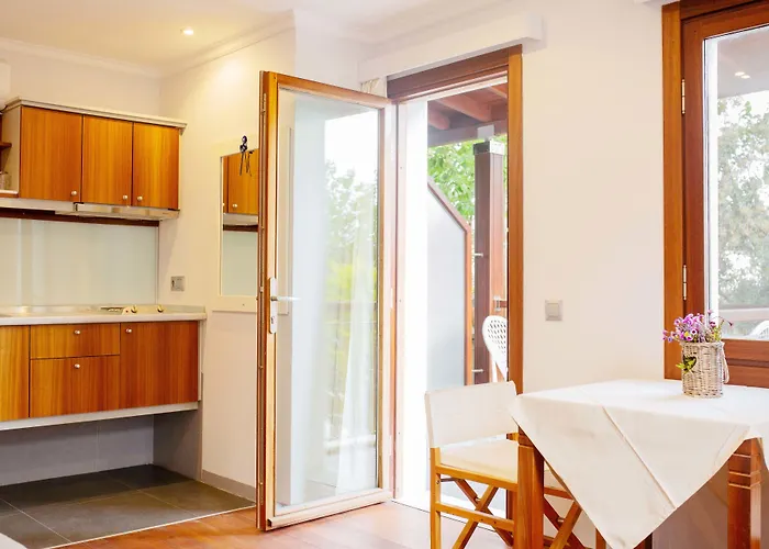 Stone House 3*