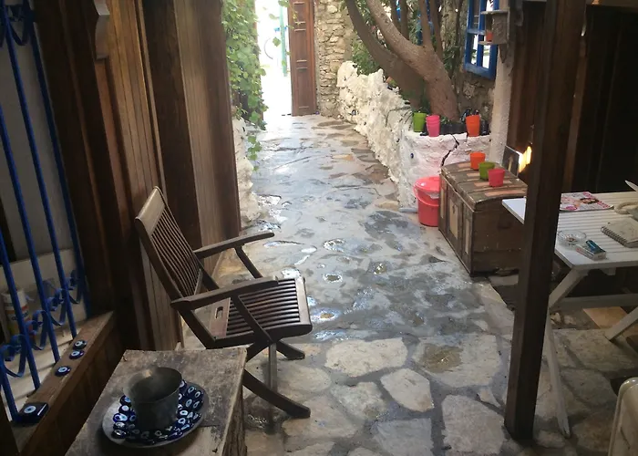 Hotel Stone House 3*