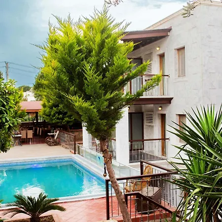 Hotel Stone House